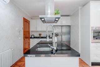 Ty Croeso-Entire villa with sea view - 3