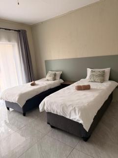 No 80 At Erasmus - 9