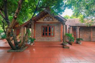 TAM FAMILY HOMESTAY and RESTAURANT - 1