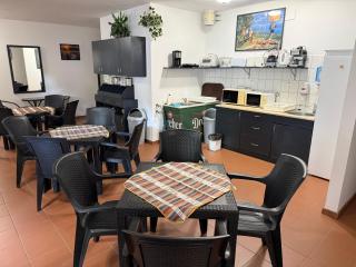 Beach Hostel Balatonboglár - 3