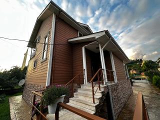 Tuana Villa House - 1