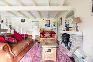 2 Bedroom Cottage Close to Perranporth Beach - 1