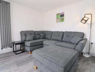 The View - Peaceful Duplex Apartment with Views, Parking & Wifi - 1