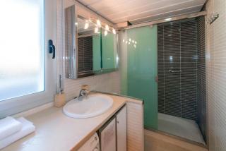 WELCS APARTAMENTO 312 EMP con piscina y parking privado - 4