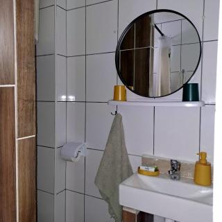 Apartments-Estate under the Paintbrush - 3