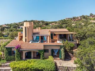 Villa La Torretta - Waterfront & Direct Beach Access - 9