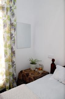 Riverside Bliss Cottage - 2