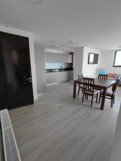 Patagonia Big Family Apart BBQ & HotPool - 8