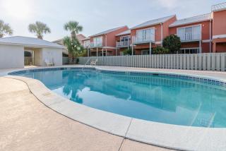 5 Min Walk to Beach, Pool, Loaded Game Room ! - 9