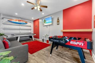 5 Min Walk to Beach, Pool, Loaded Game Room ! - 6