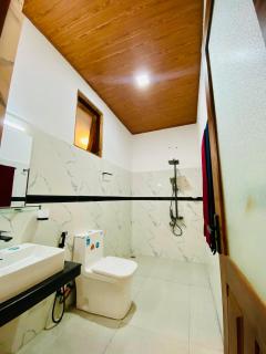 Ella Mountain Palace - 7