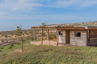 Estate of 3 cottages with ocean views and pool - 6