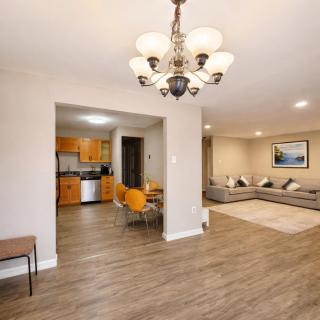 Quiet 2BR Apartment Free Parking I-270&NIST - 6
