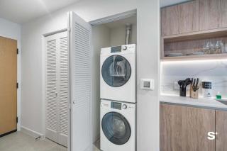 Luxury Studio in Miami Sleek Amenities - 3