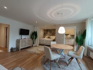 Kernsanierte moderne helle Wohlfühloase - 8