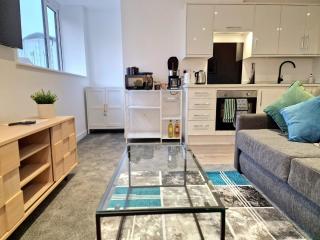 City Point Living plus Parking - 3