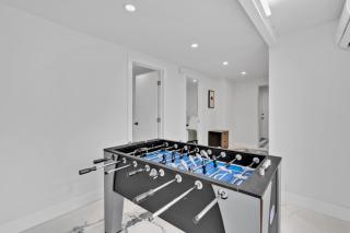 Waterfront Pool Home Games, 10 min to Beach - 3