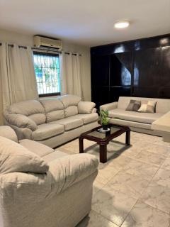 Luxurious Quinta House - 1