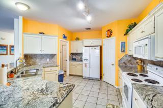 1 Mi to Beach! Waterfront Corpus Christi Getaway - 3