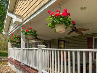 Spacious one Level Home - Wifi - Pet Friendly - 1