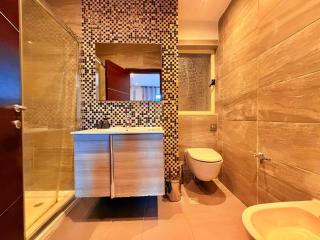 Spacious Townhouse - Private Jacuzzi -Swieqi - 8