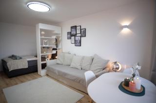 Cozy apartment with pool I U-Bahn - 5
