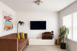 Detroit 4BR Home | Bathtub & Pet Friendly Stay - 8