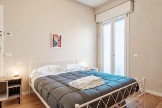 HOST4U - Casa Carlo, Brescia Città con Giardino e Parcheggio Privato - 7