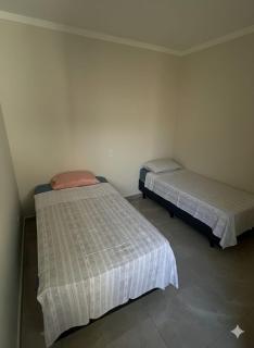 Casa Confortavel próxima Br 277 e fácil acesso Av das Cataratas - 1