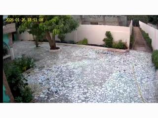 Afonta's Greenhouse Retreat - An Entire Fully Furnished Four Bedroom Bungalow Per Night, Yes Four Bedrooms All For You And No Sharing With Other Guest For The Price Shown And Includes The Use Of A Washing Machine For Free - 9