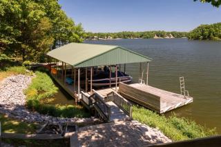 Luxury 6BR Waterfront Home on Lake of Egypt - 4