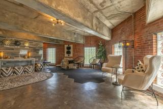 Modern Queen Suite Near SIU Carbondale - 7