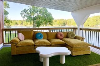 Girly 3BR Lake House w Hot Tub & Kayaks - 6