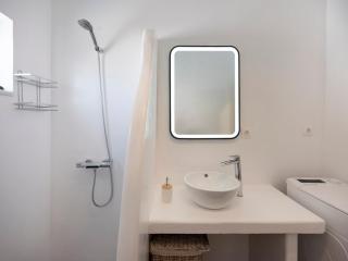 Fiora I - 2 Bedroom Appartment in Pounta, Paros - 9