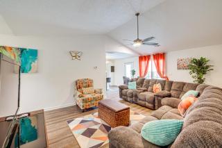 Family Home in Mountain Inn, 2 Mi to Main St! - 4