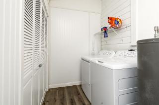 Modern Midtown 2BR 30 Day Stays - 1