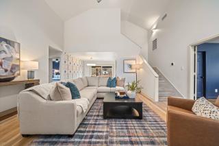 Cape Hamilton | Game Room, Hot Tub, Lakefront - 7