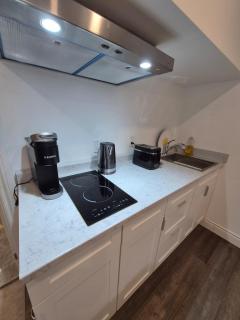 Compact,1BR Guesthouse Studio - 1