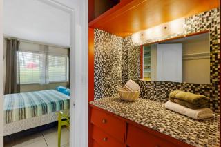 1BR Studio Parking, BBQ, Garden In Hollywood - 9