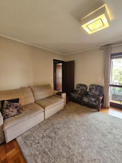 Aconchegante, amplo e central - 8