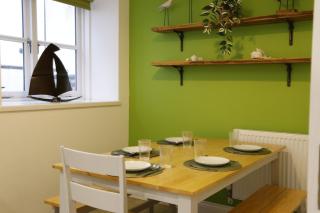 Converted Coastal Coach House - 7