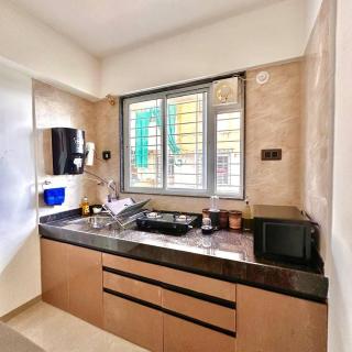 Crane House - Spacious 2BHK AC Flat by Bleisure - 5