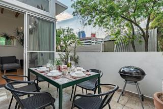 Spacious Home with Terrace & Vibrant Neighborhood - 3