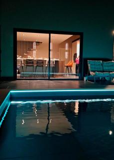 Ô TEMPS SUSPENDU piscine intérieure, spa, sauna privés en campagne - Merris - 1