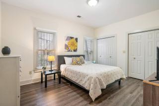 Cooper-Young 3BR 2BA | Pets OK | Fenced Yard - 6