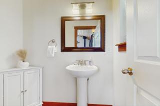 Lakeside Hideaway - 3