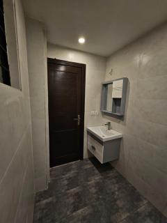 Residence - by Jafri Travels - 1