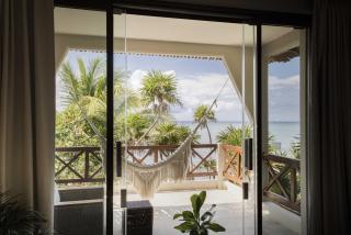 Beachfront Bliss Suite - 2