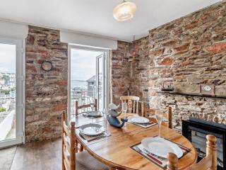 2 Bed in Brixham BX022 - Brixham - 1