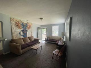 Quiet Retreat not far from Downtown Jax - 9